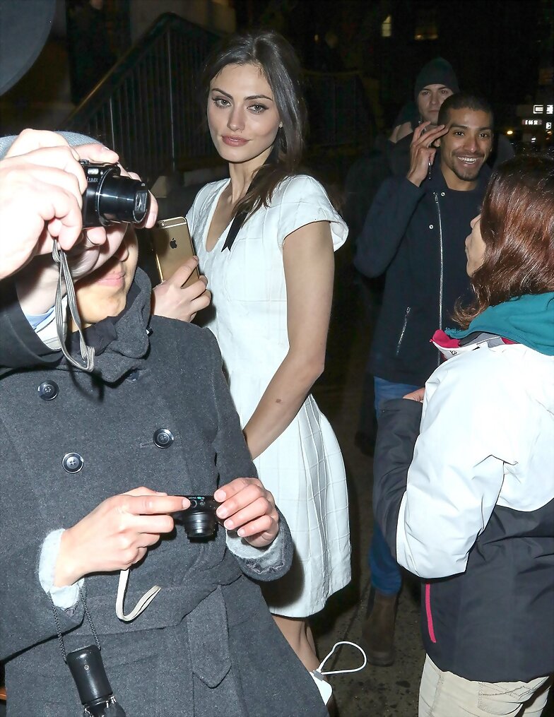 Phoebe Tonkin - CHANEL Paris-Salzburg 2015