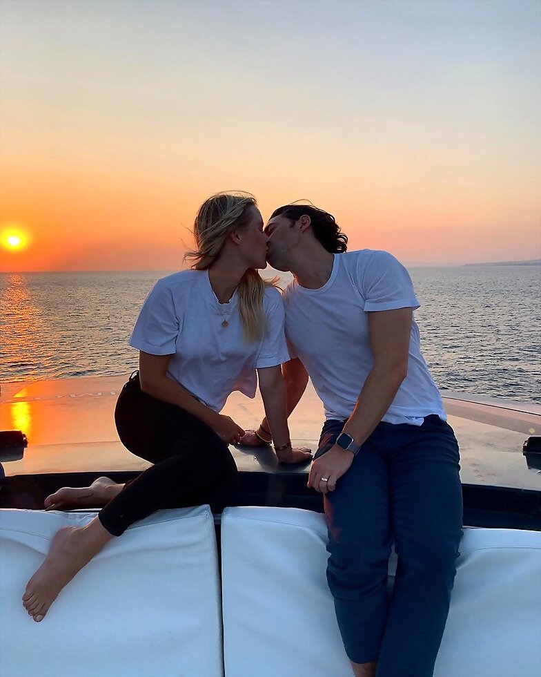 Claire Holt & Andrew Joblon en Capri | Sept 2019