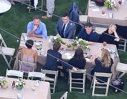Phoebe Tonkin en la boda de Ian Somerhalder | 2015