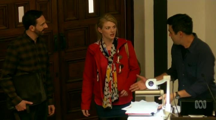 Cariba Heine en la serie Hiding (2015)