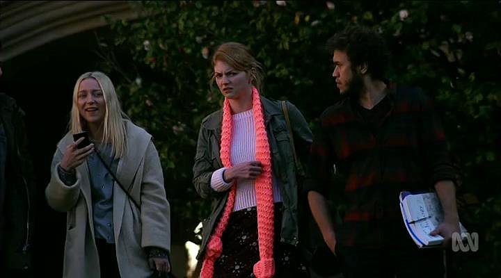 Cariba Heine en la serie Hiding (2015)