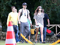 Phoebe Tonkin &amp; Paul Wesley en Rio, Brazil, 2015