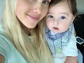 Claire Holt con su hijo James Holt Joblon | 2019