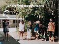 Phoebe Tonkin con el equipo de Climate Council
