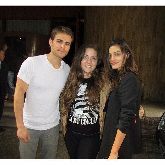 Phoebe Tonkin & Paul Wesley en Rio, Brazil, 2015
