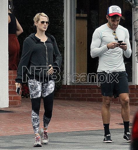 Claire Holt en West Hollywood, May 25, 2015