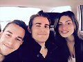 Phoebe Tonkin con Chris Wood y Paul Wesley | Paris