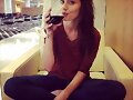 Phoebe Tonkin en Paris, May 25, 2015