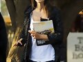 Phoebe Tonkin en Mosman, Sydney Jun 23, 2015