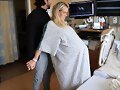 Claire Holt durante el parto  | Marzo 2019
