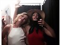 Phoebe Tonkin &amp; Leah Pipes en Los Angeles 2015