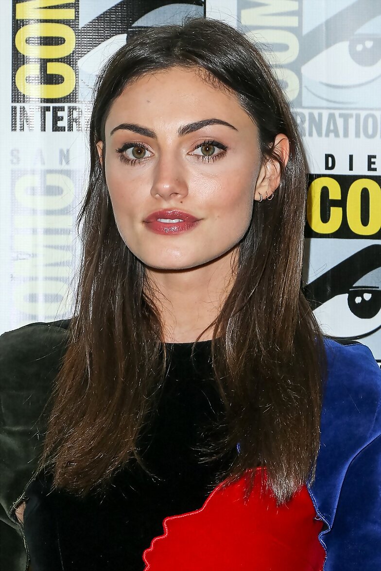 Phoebe Tonkin - Comic Con 2015 The Originals