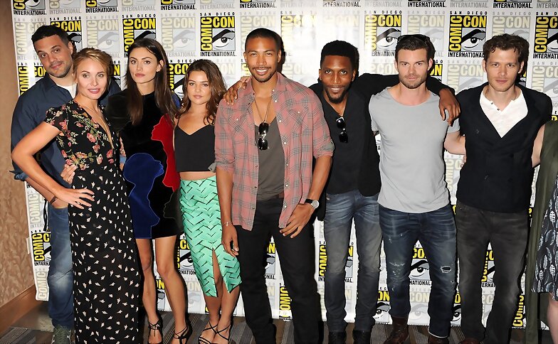 Phoebe Tonkin - Comic Con 2015 The Originals