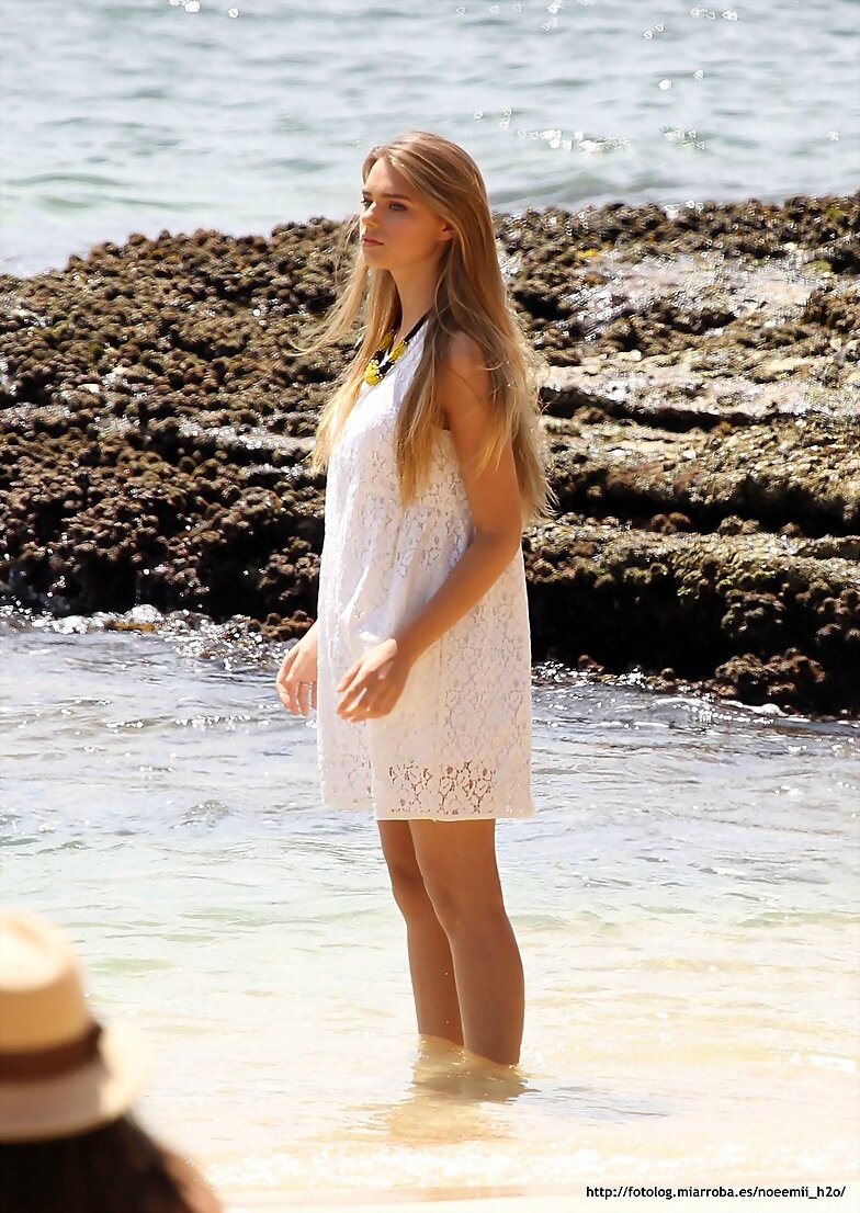 Indiana Evans - Photoshoot Candids at Shark Beach