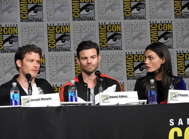Phoebe Tonkin - Comic Con 2015 The Originals panel