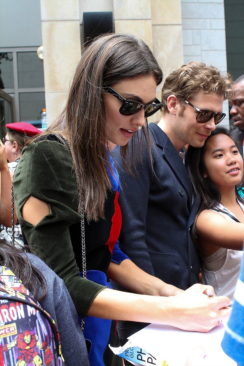 Phoebe Tonkin - Comic Con 2015 The Originals