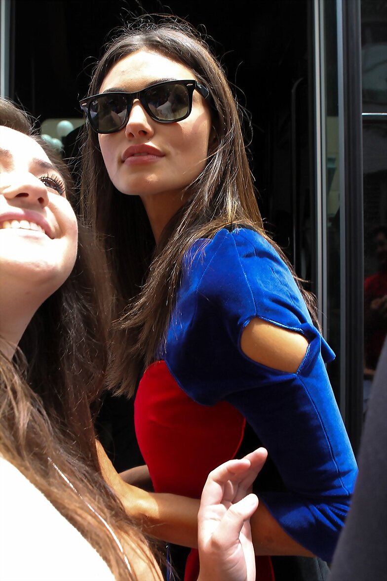 Phoebe Tonkin - Comic Con 2015 The Originals