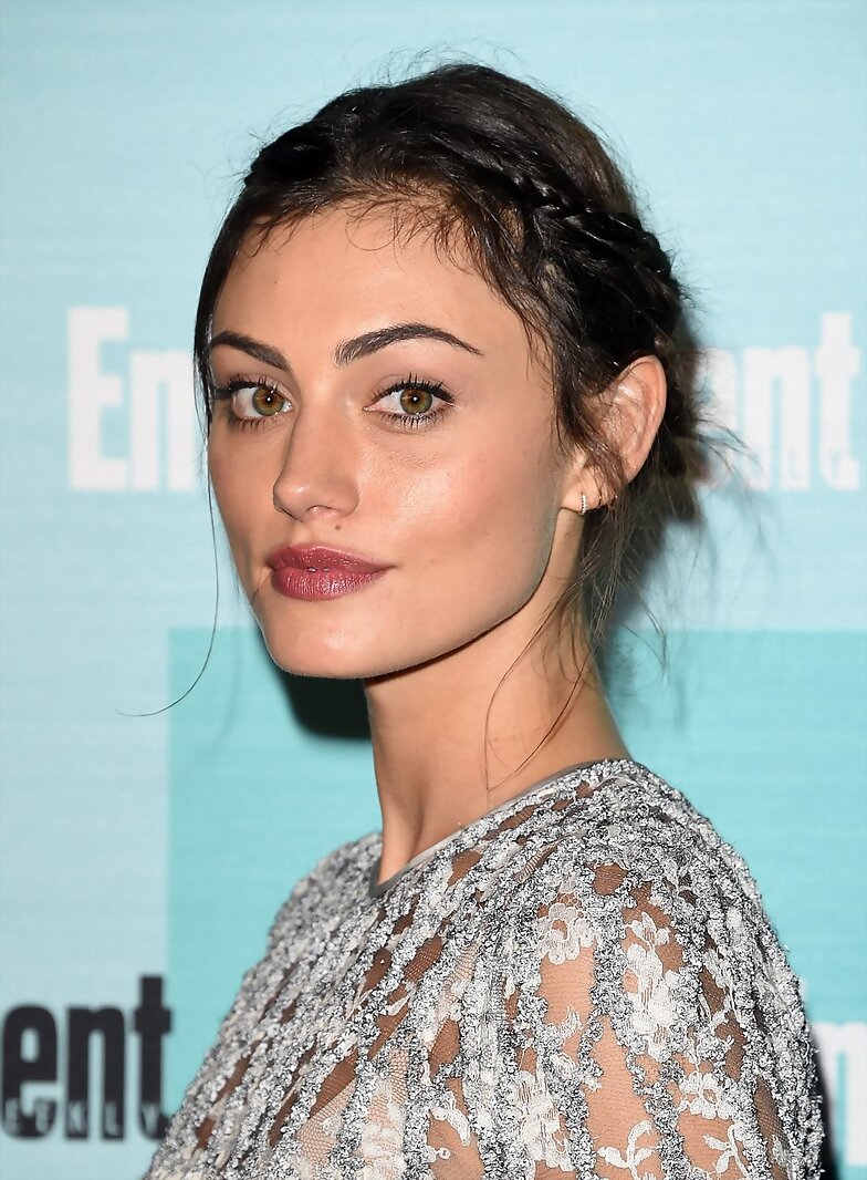Phoebe Tonkin -Entertainment Weekly Comic-Con 2015