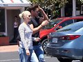 Claire Holt dejando Fred Segal con Nick Hounslow