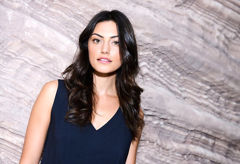 Phoebe Tonkin - Maiyet show New York Fashion Week