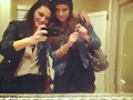 Phoebe Tonkin &amp; Shelley Hennig del C&iacute;rculo Secreto