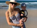 Claire Holt con su hijo James Holt Joblon | 2019