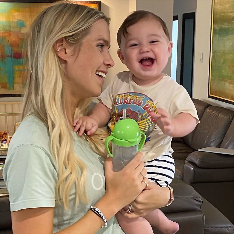 Claire Holt con su hijo James Holt Joblon | 2019