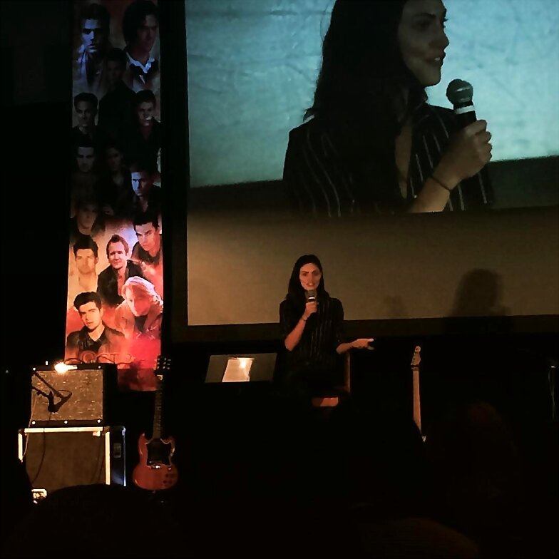 Phoebe Tonkin TVD Boston convention,Oct 4, 2015