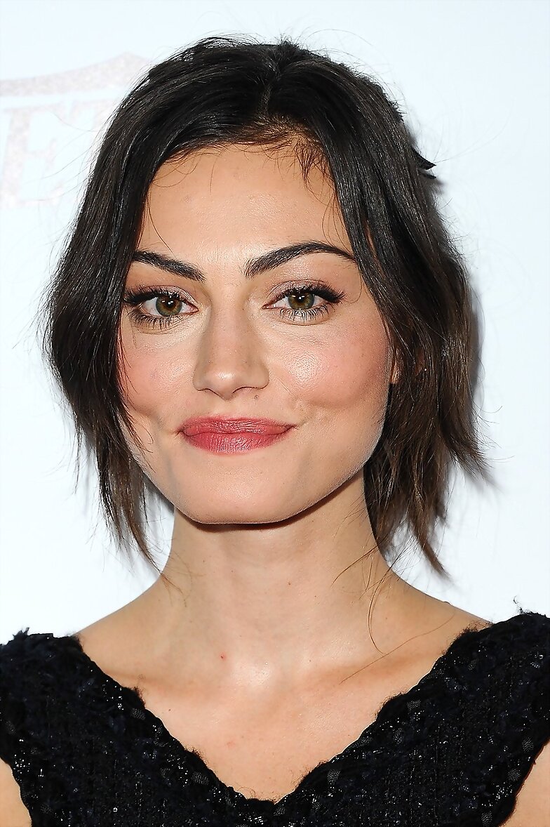 Phoebe Tonkin -2015 4th Annual Australians In Fi..
