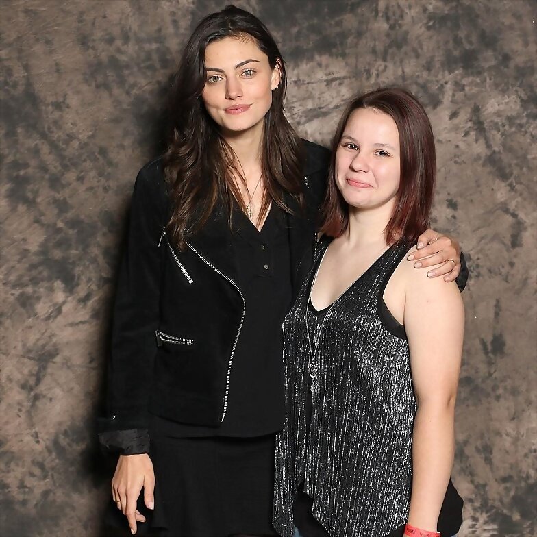 Phoebe Tonkin - Walker Stalker Convention ATL 2015