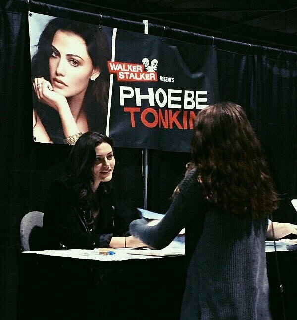 Phoebe Tonkin - Walker Stalker Convention ATL 2015
