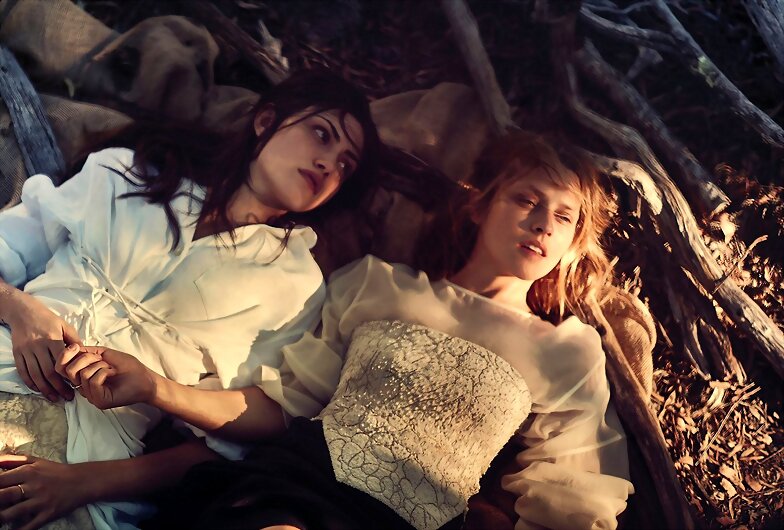 Phoebe Tonkin photoshoot Vogue Australia 2015