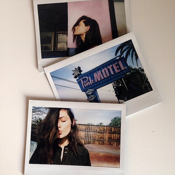 Phoebe Tonkin BTS photoshoot ELLE Australia 2015