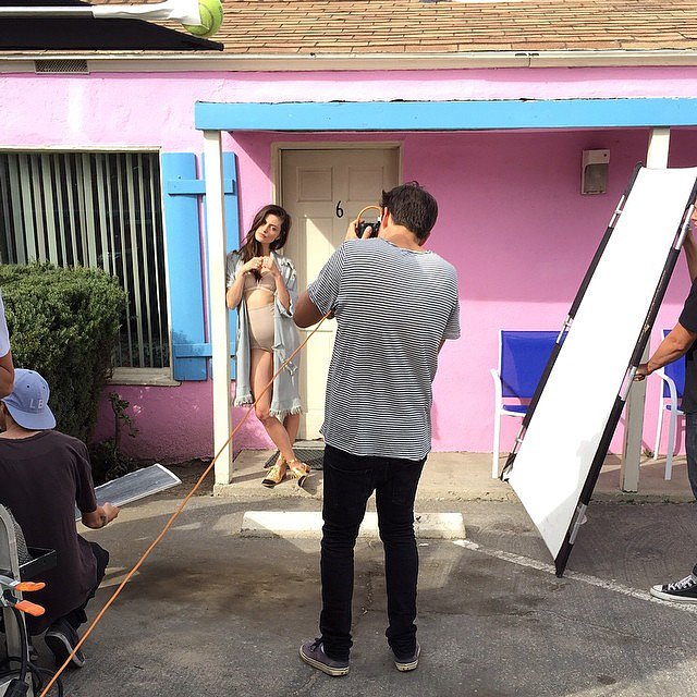 Phoebe Tonkin BTS photoshoot ELLE Australia 2015