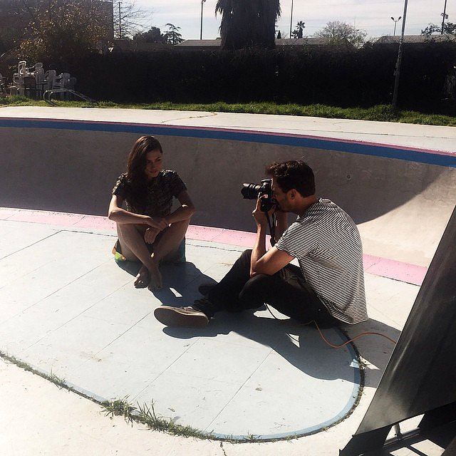 Phoebe Tonkin BTS photoshoot ELLE Australia 2015