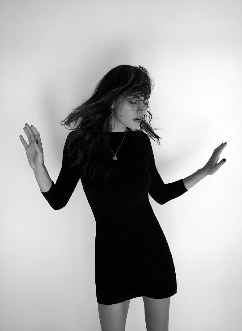 Phoebe Tonkin photoshoot Rèalisation 2015