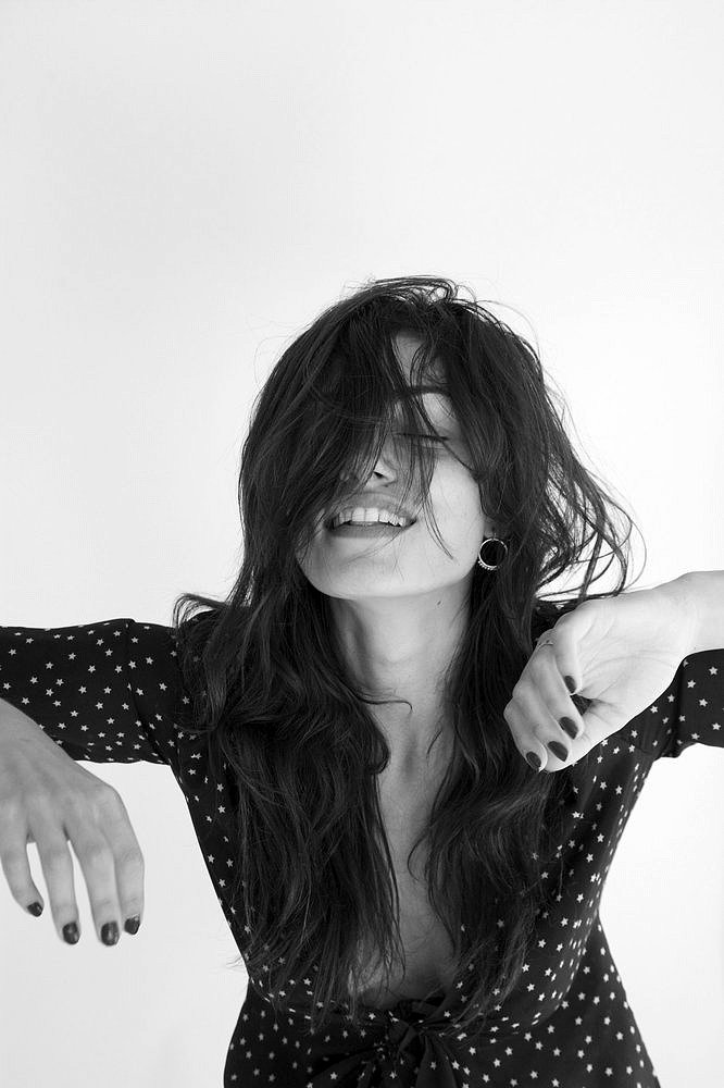 Phoebe Tonkin photoshoot Rèalisation 2015