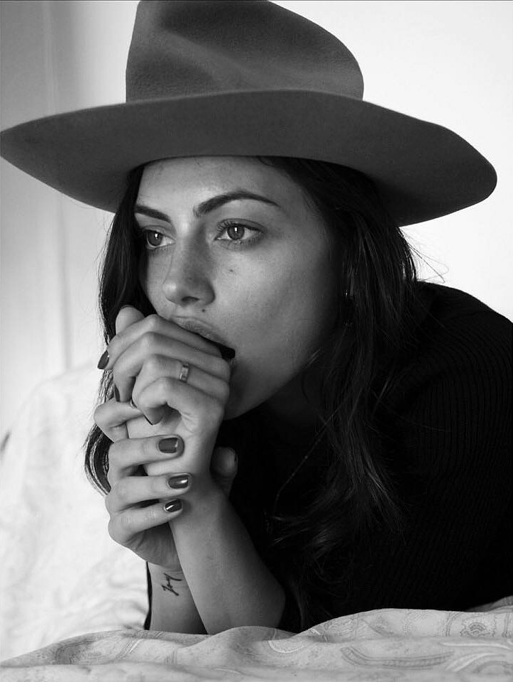 Phoebe Tonkin photoshoot Rèalisation 2015