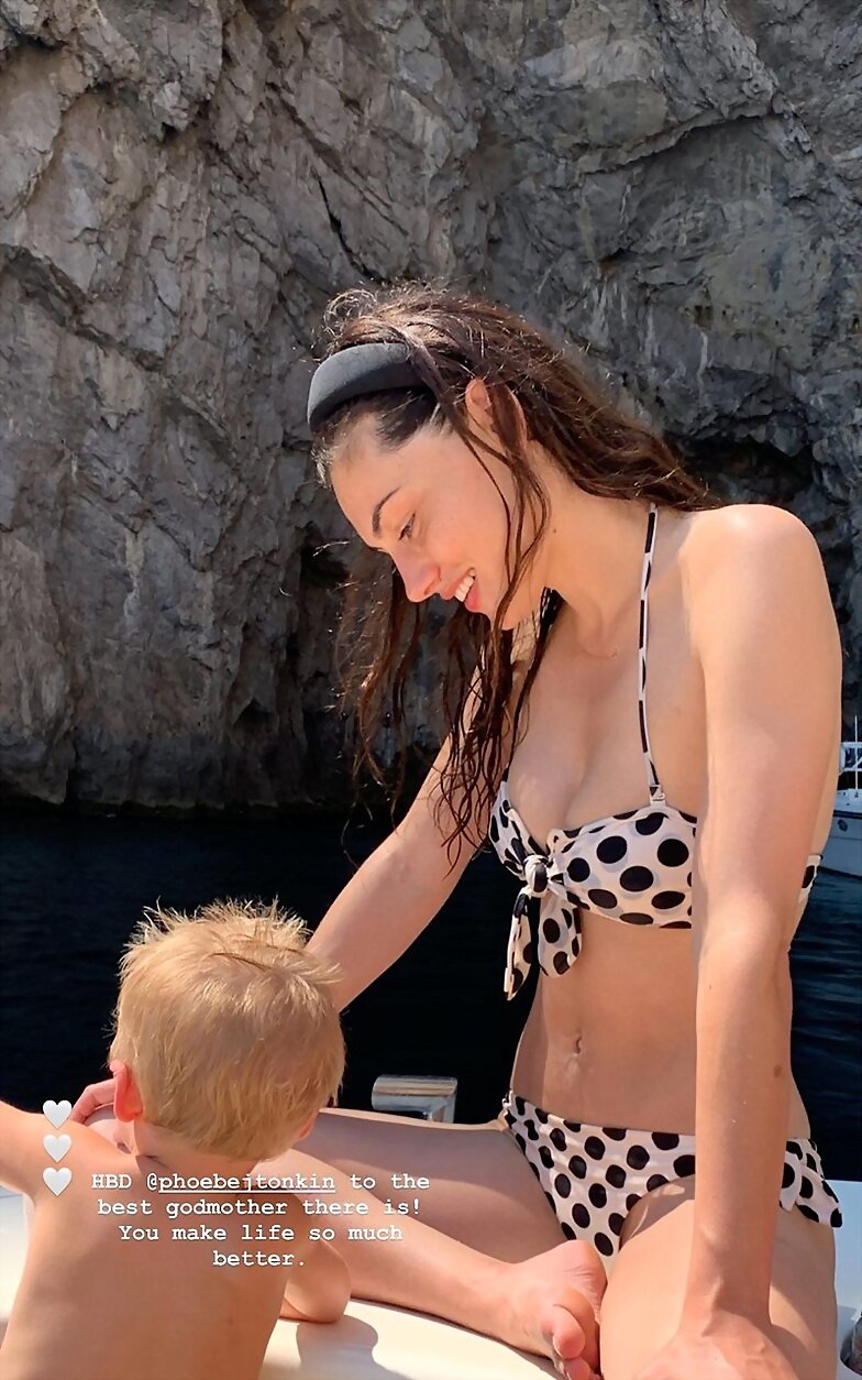 Phoebe Tonkin | June 2019