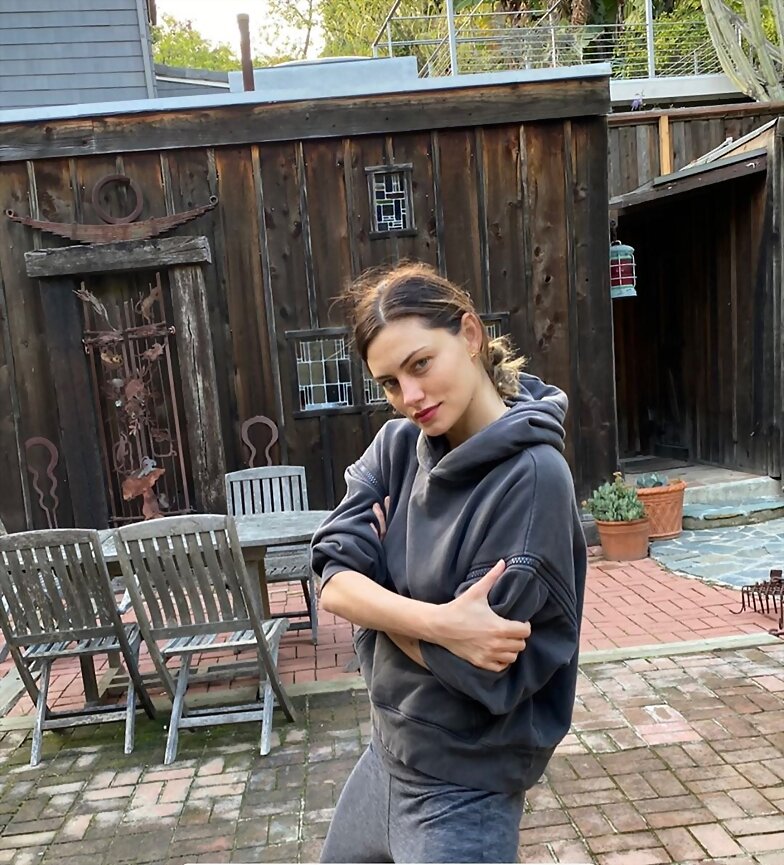 Phoebe Tonkin | March 2020