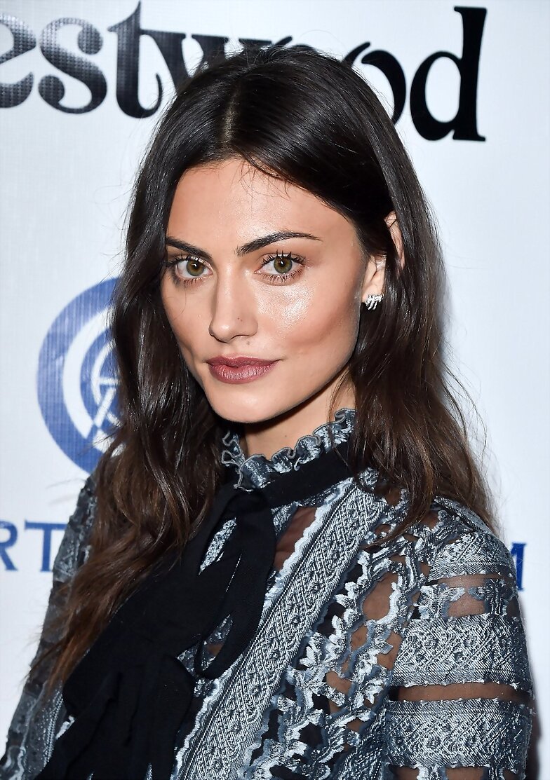 Phoebe Tonkin -2016 The Art of Elysium HEAVEN Gala