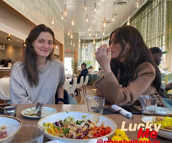 Phoebe Tonkin & Nicole Trunfio | March 2020