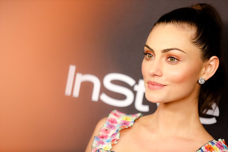 Phoebe Tonkin - 2016 InStyle Golden Globes party