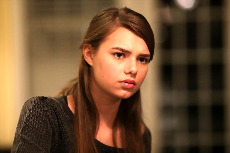 Indiana Evans en la serie Secretos y mentiras 2015