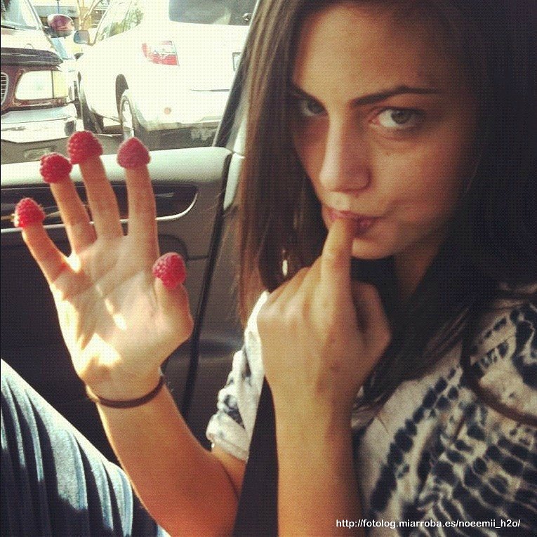 Phoebe Tonkin