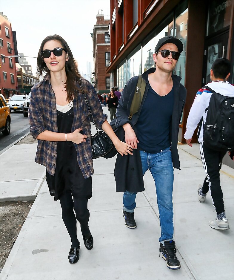 Phoebe Tonkin & Paul Wesley - Soho, New York 2016