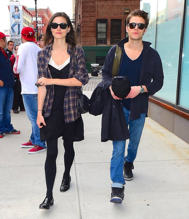 Phoebe Tonkin & Paul Wesley - Soho, New York 2016