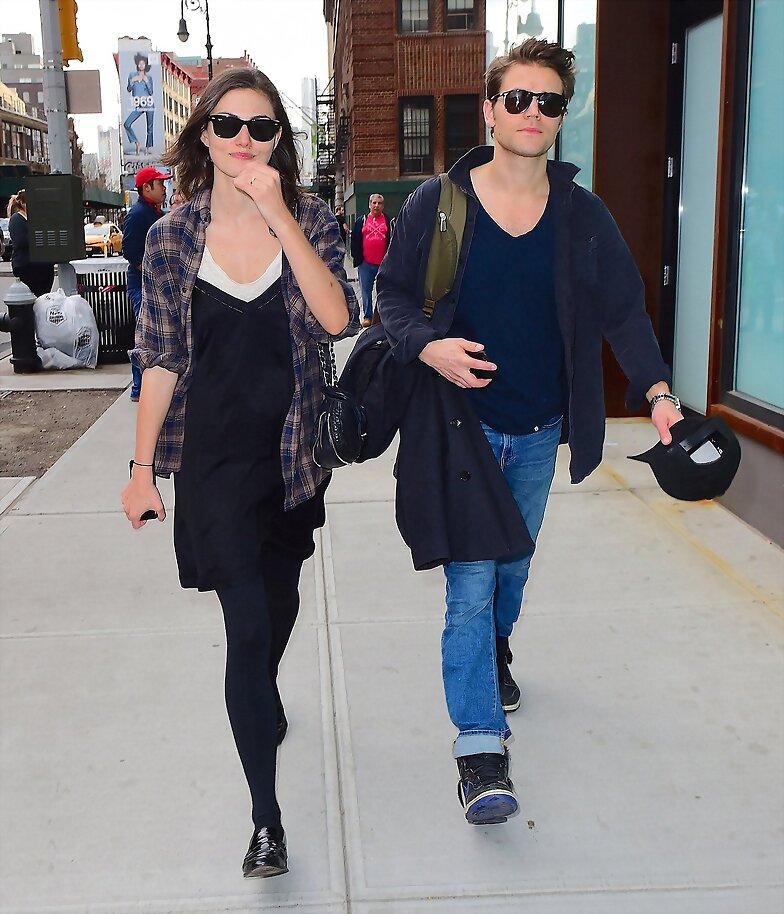 Phoebe Tonkin & Paul Wesley - Soho, New York 2016