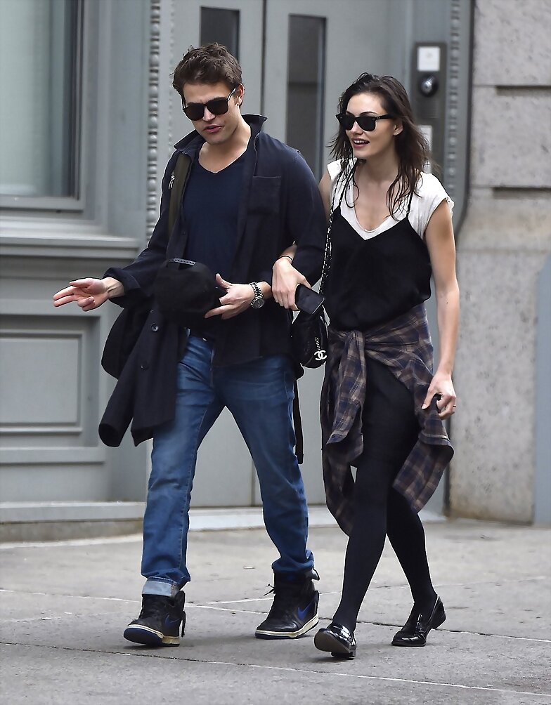 Phoebe Tonkin & Paul Wesley - Soho, New York 2016