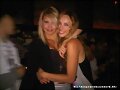 Claire Holt con una amiga de fiesta